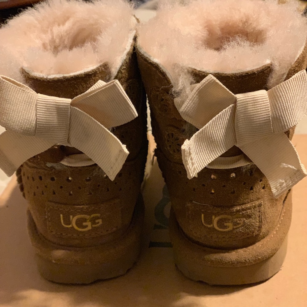 Ugg Mini Bailey Bow II